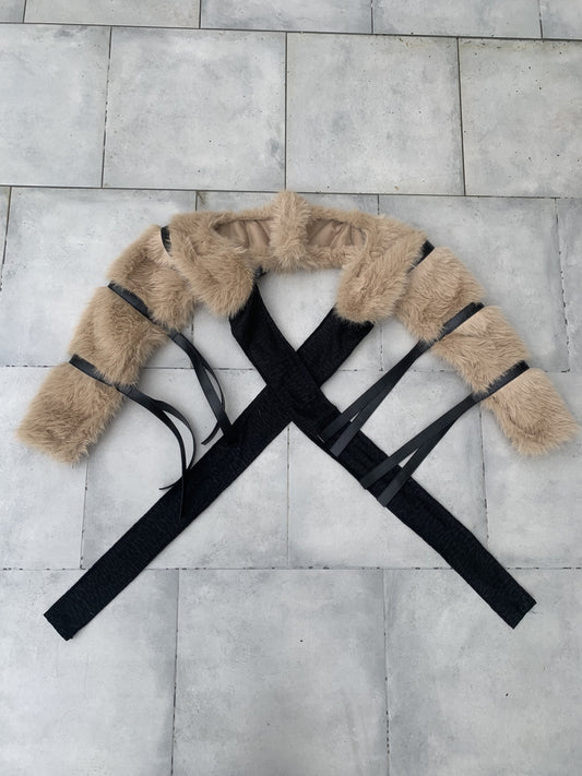 BLACK WINGS FURR